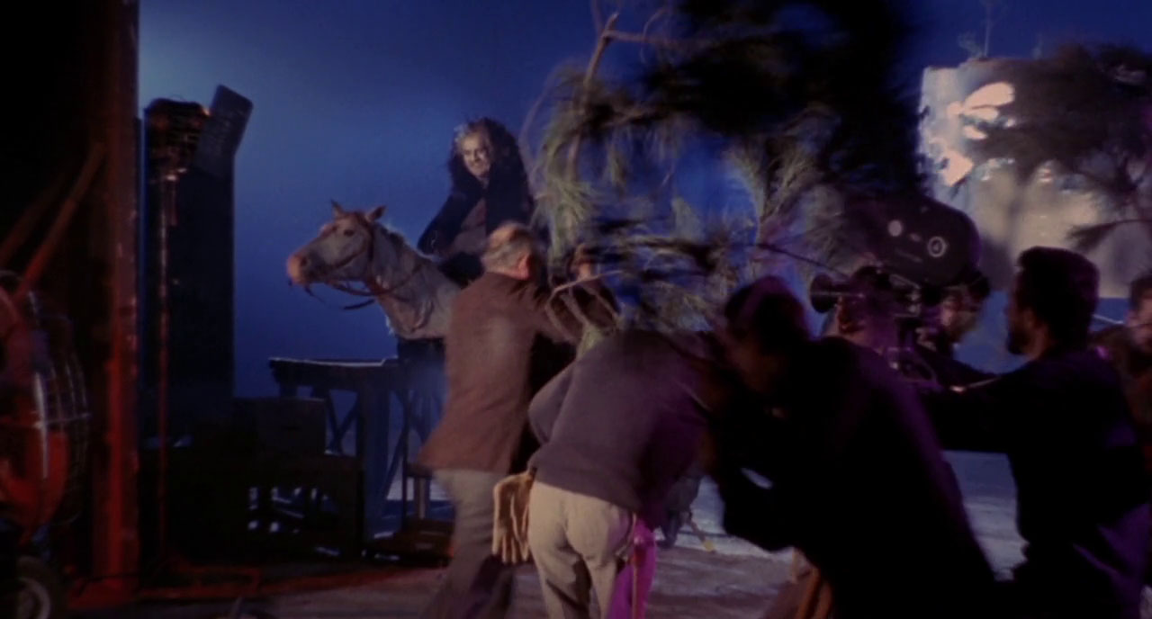 Il trucco viene svelato nel finale di “I tre volti della paura” (1963)